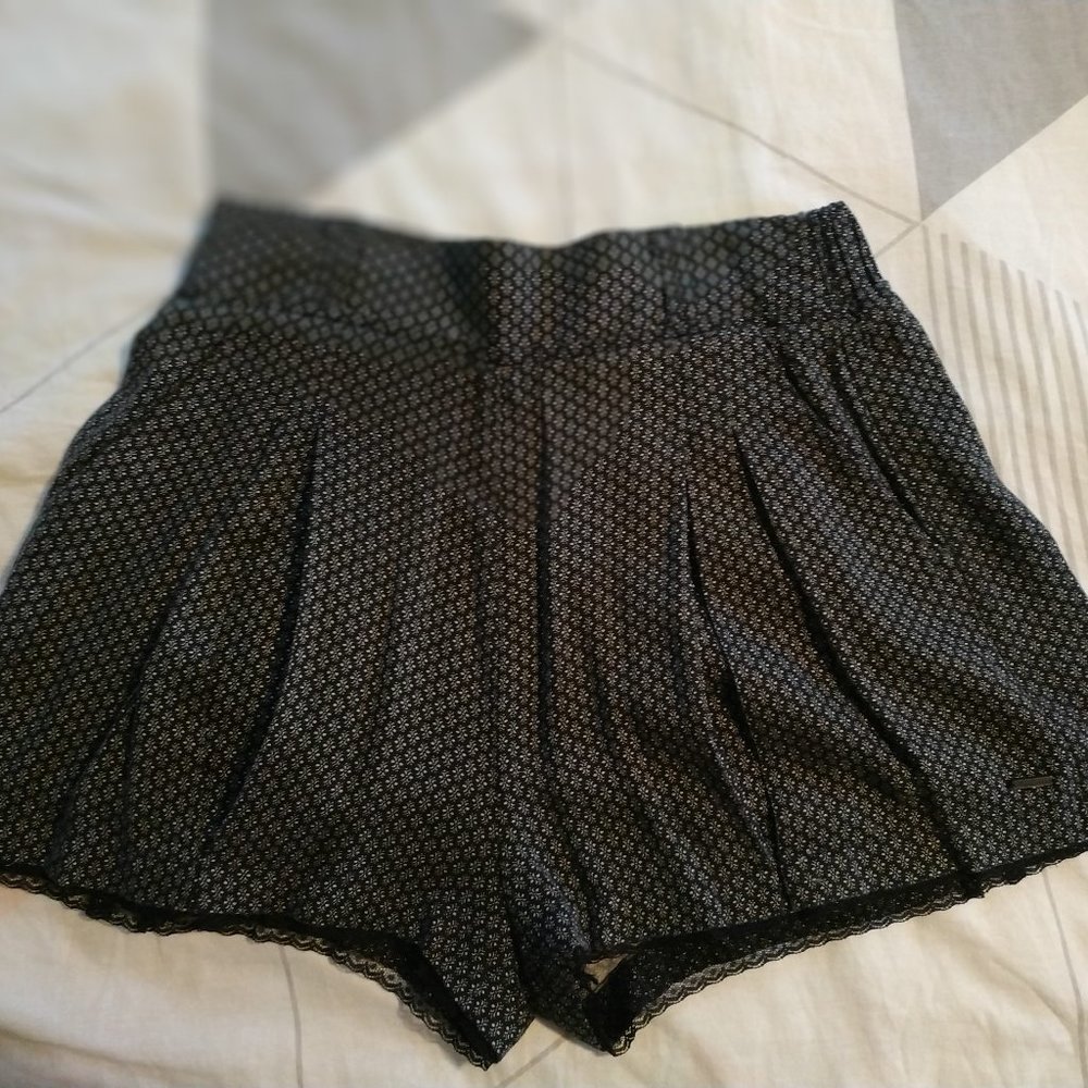Black Fancy Short Pepe Jeans - Waist 14 inched